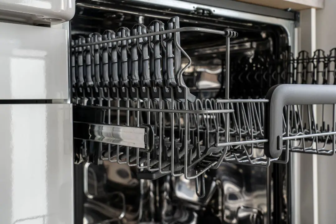 Can Bosch Dishwasher Be Connected to Hot Water?